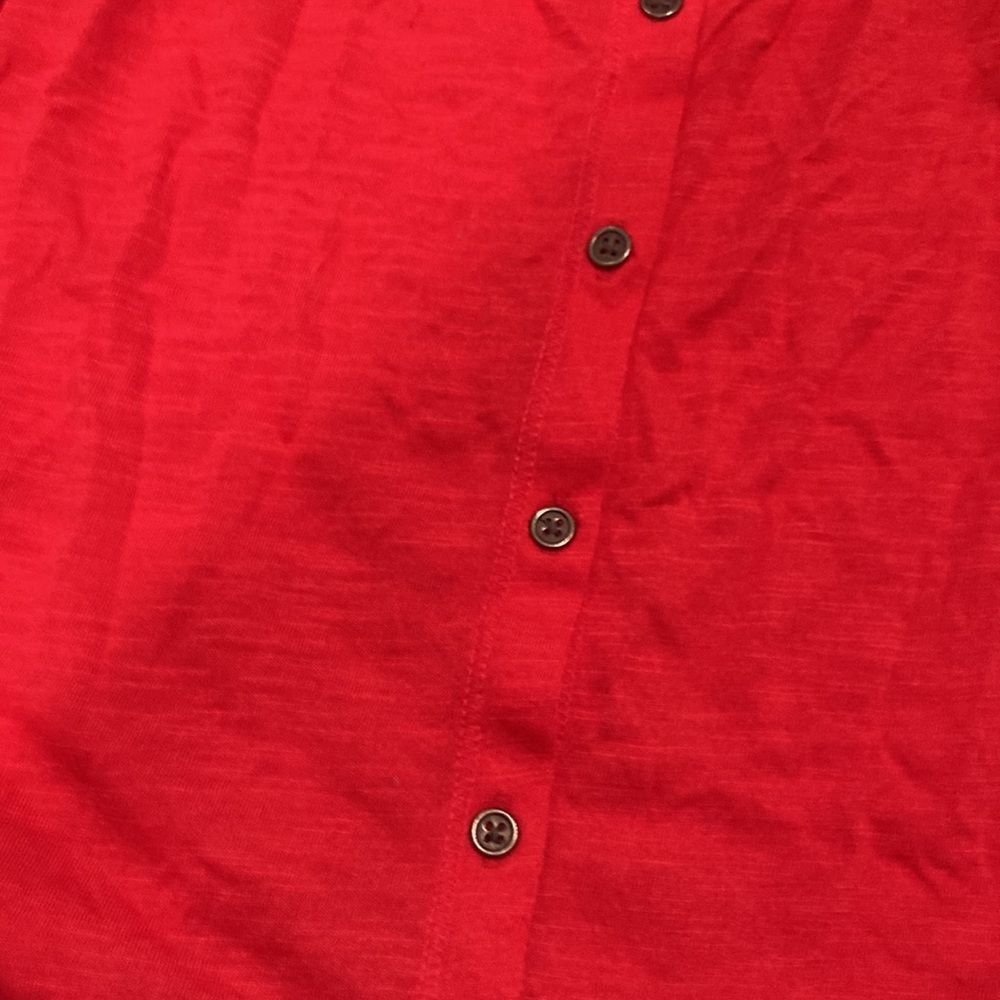 Red tank  - Picture 3 of 5